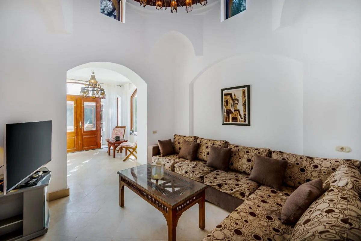 Image 6 of Cozy villa with private pool in Upper Nubia