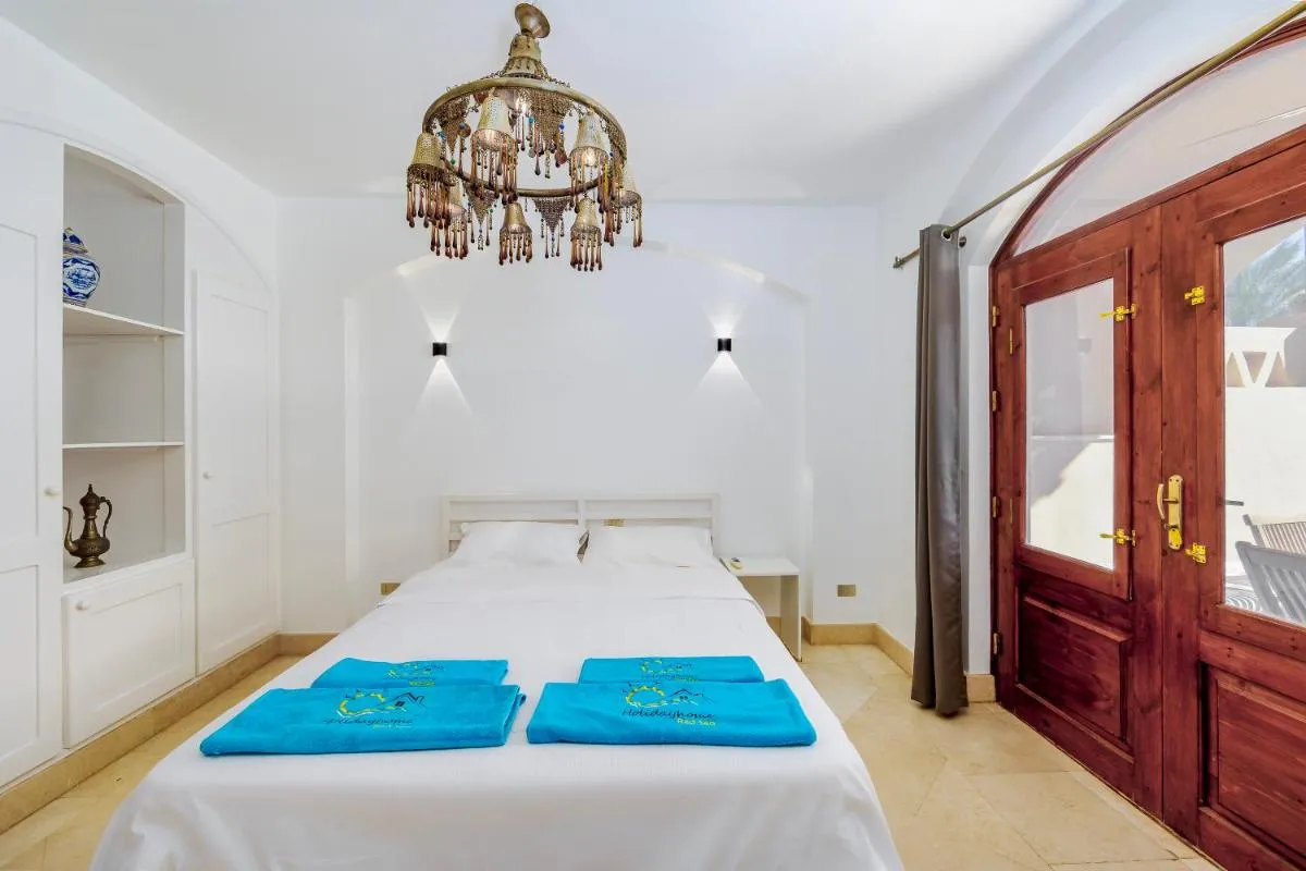 Image 3 of Cozy villa with private pool in Upper Nubia