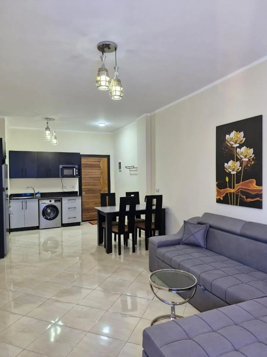 Image 6 of Diamond Resert