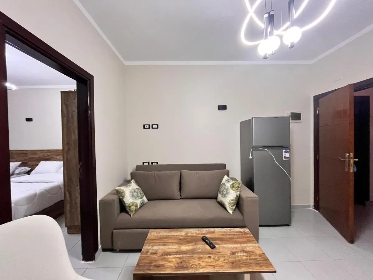 Image 3 of Downtown Keys