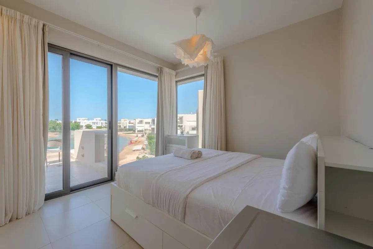 Image 1 of Elegant 4BR in Tawila, Gouna. Private Pool, Lagoon