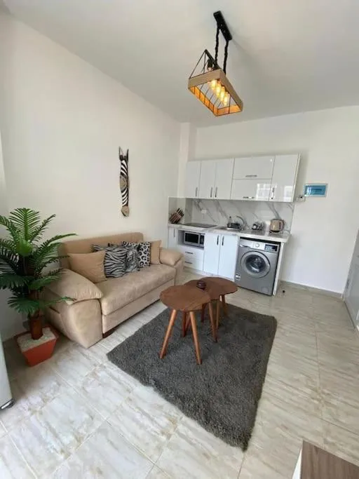 Image 1 of Elegant Stay