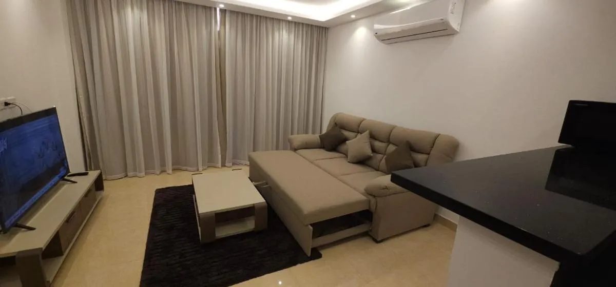 Image 5 of Elhambra First Avenue