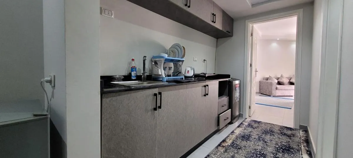 Image 4 of Excellent Apt 5 minutes from downtown, Beach Front Free WIFI