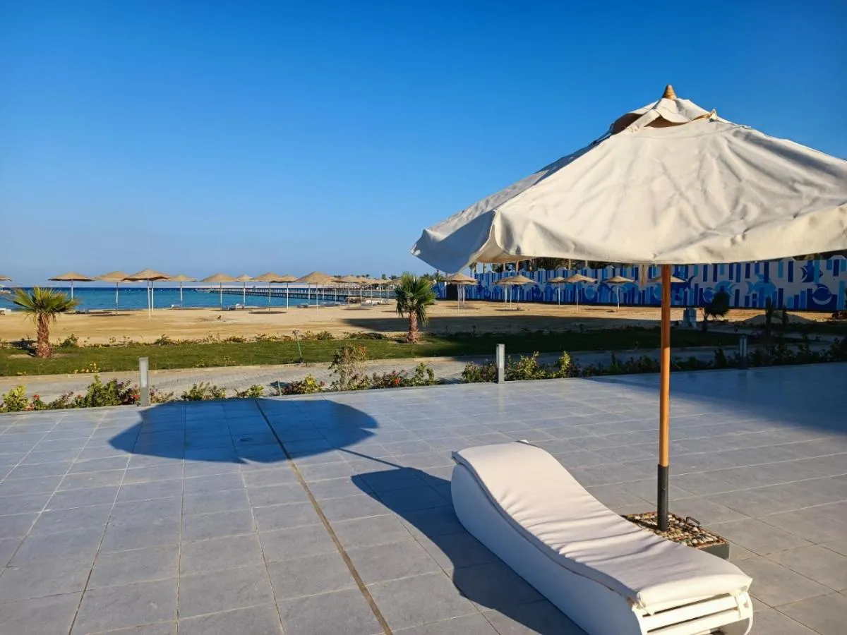 Image 6 of Excellent Apt 5 minutes from downtown, Beach Front Free WIFI