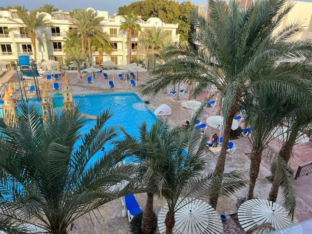 Image of Family Suite in view aqua mirage bay