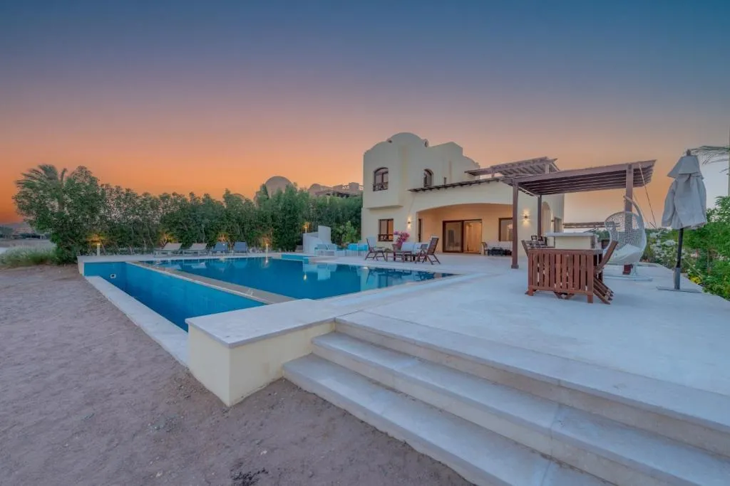 Image of Fresh Breeze High-End 2BR Villa with Private Pool, Sabina, El Gouna