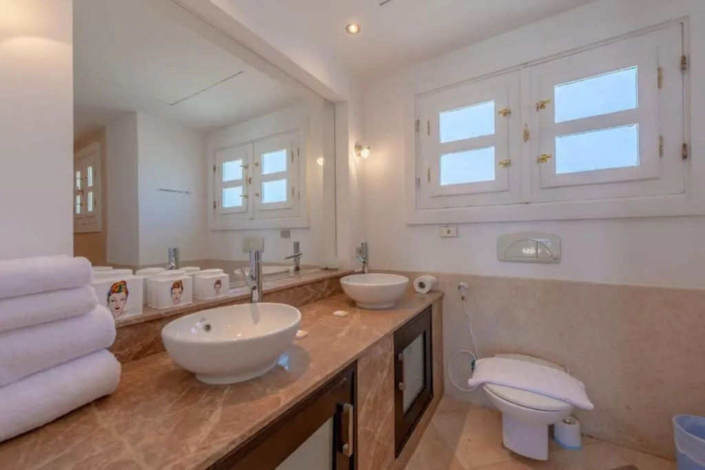 Image 2 of Golf Luxury villa with private pool