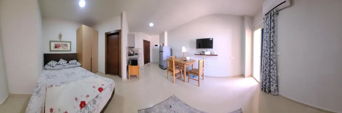 Image 5 of Holiday studio with seaview, Amazing for couples, Sunny & SeaView & Free Wi-fi