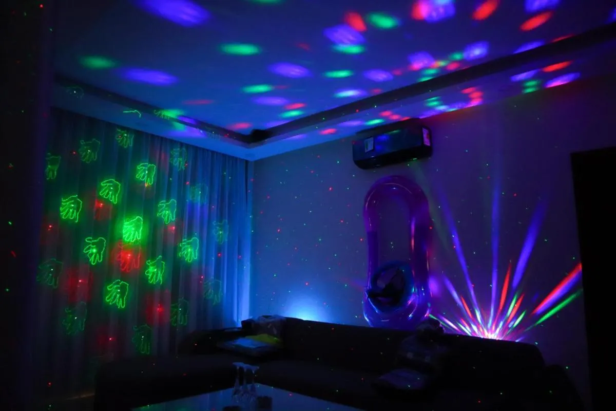 Image 2 of Hostgool SeaSide Chalets Mirage bay resort & aqua park