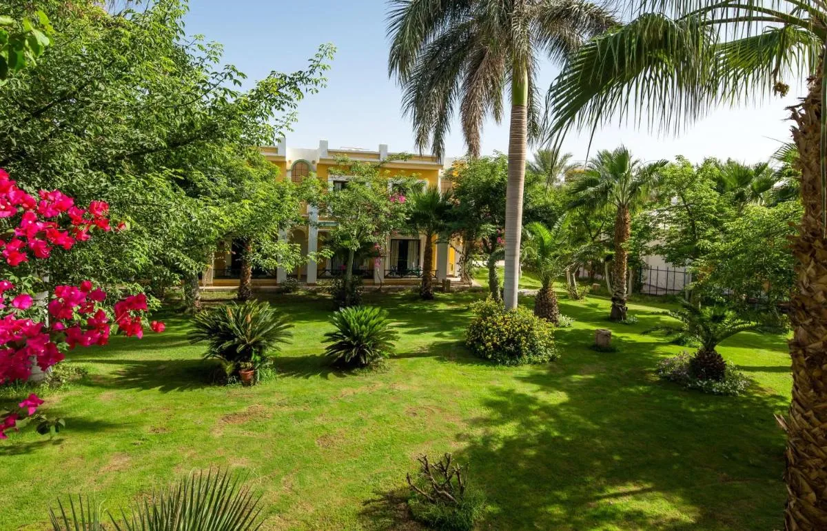 Image 6 of Hostgool SeaSide Chalets Mirage bay resort & aqua park