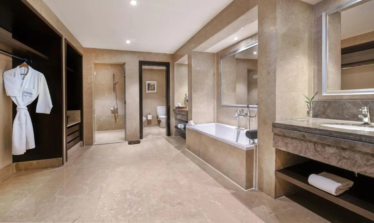 Image 2 of JAZ Aquamarine