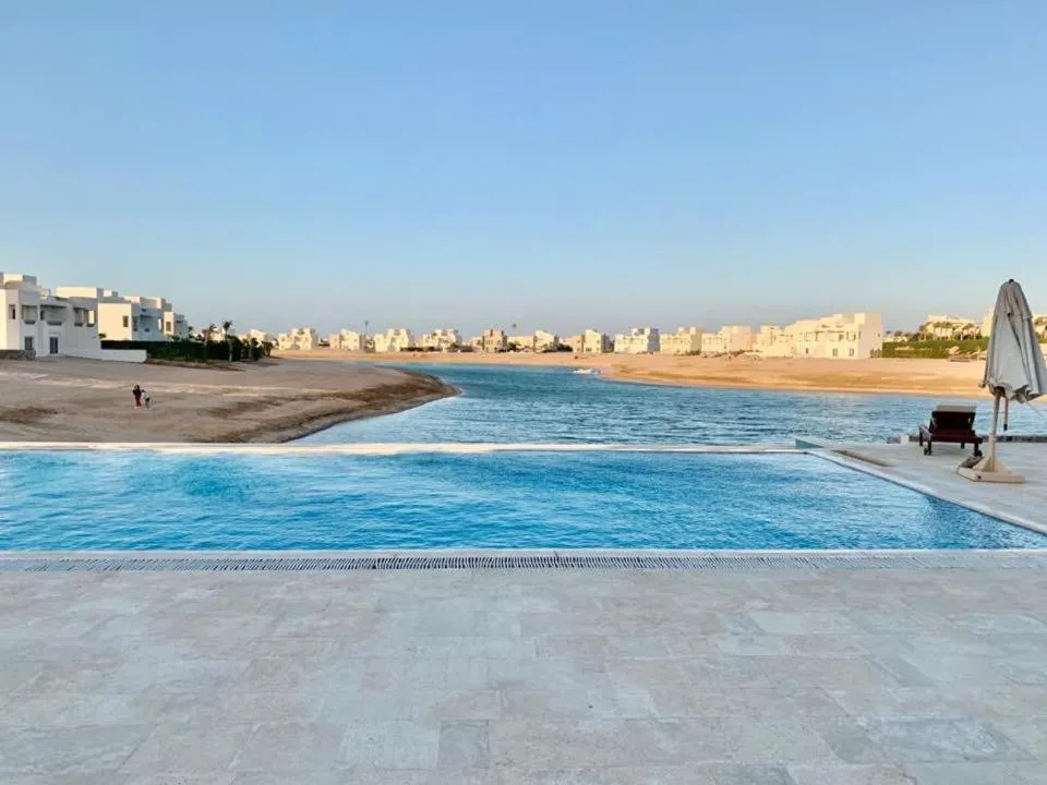 Image 2 of Joubal Apartment