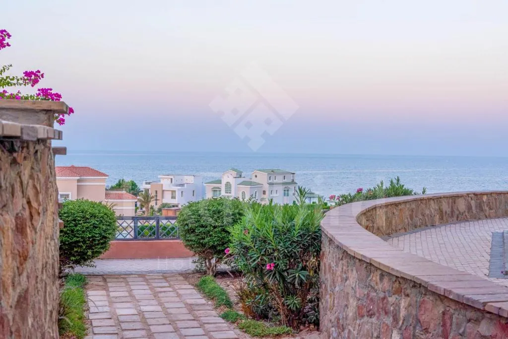 Image of Ladybird – Azzurra Beauty