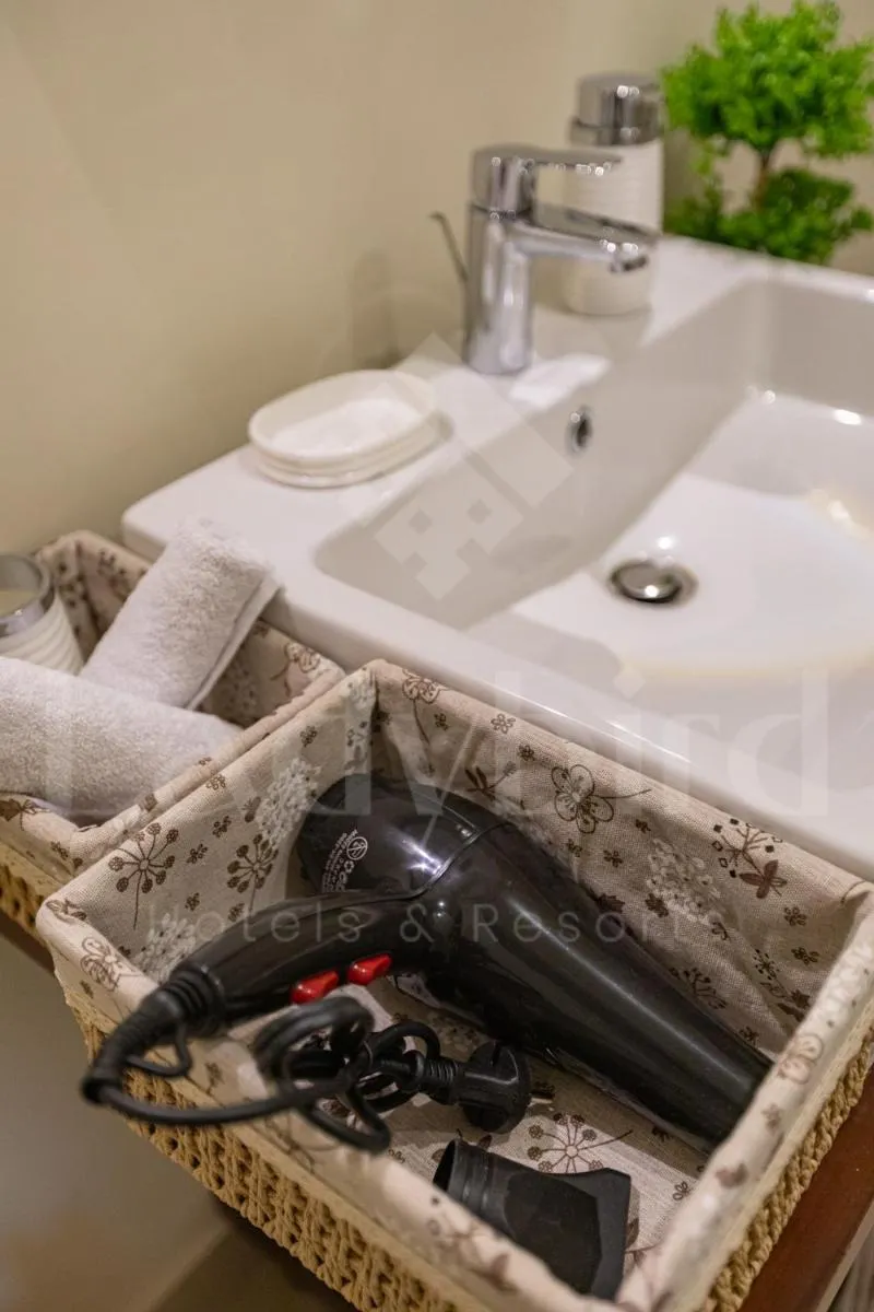 Image 3 of Ladybird – Veranda Highline