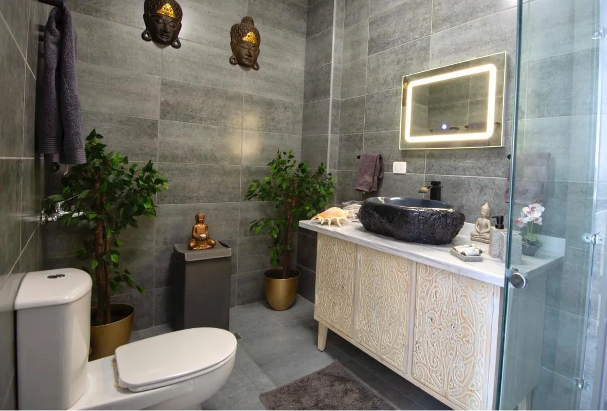 Image 3 of Lavish suite 97m wifi sea view apt boutique resort