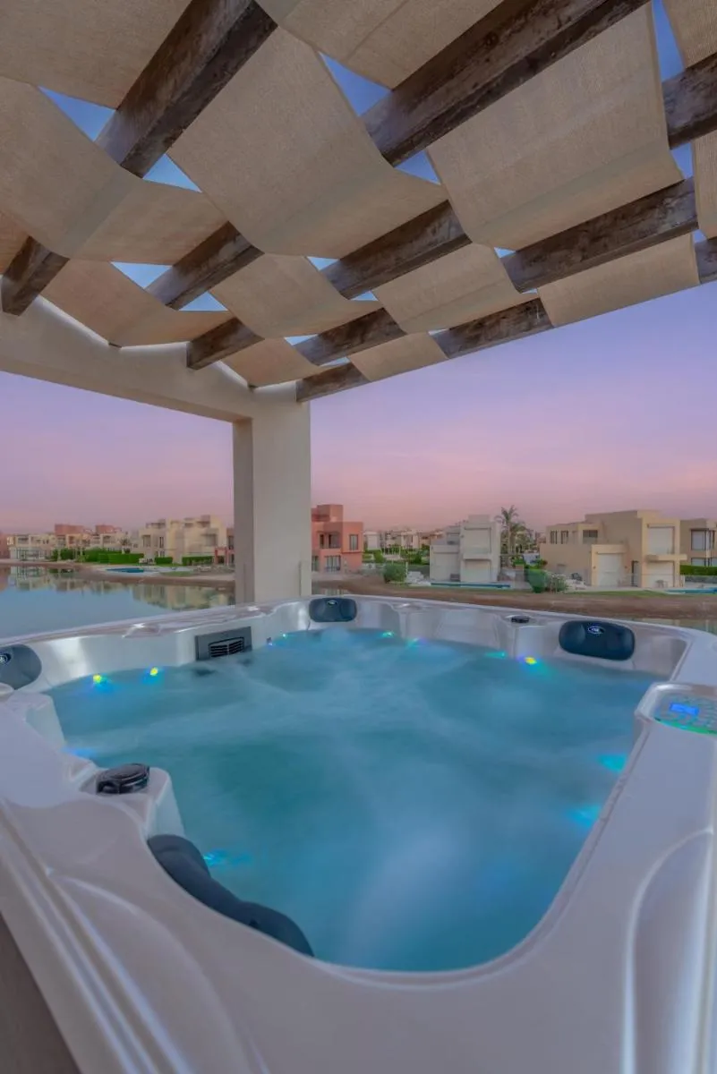 Image 4 of Light-Filled 4-Bedroom Villa in Tawila, El Gouna. Jacuzzi & Lagoon