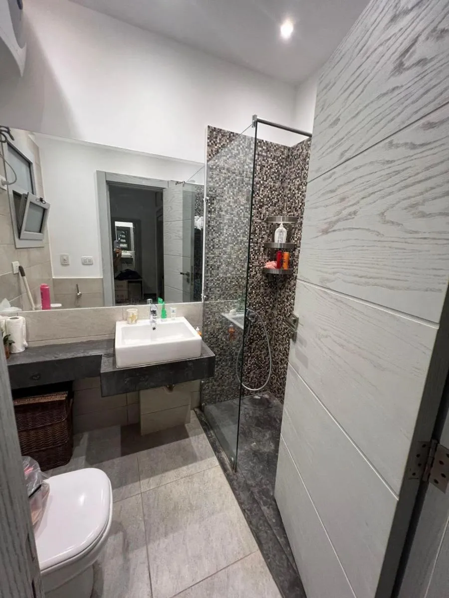 Image 5 of Lovely 1 Bedroom with private heated Jacuzzi at Sholan El Gouna