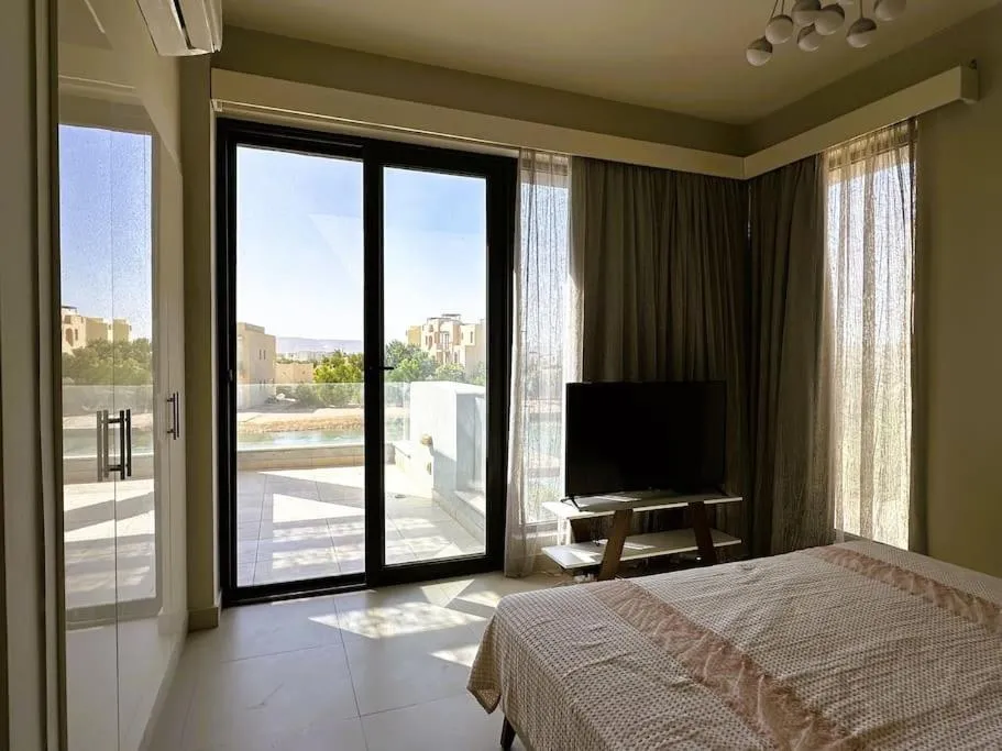 Image 1 of Luminous 4BR Villa, Free Pool & Lagoon Access At Gouna