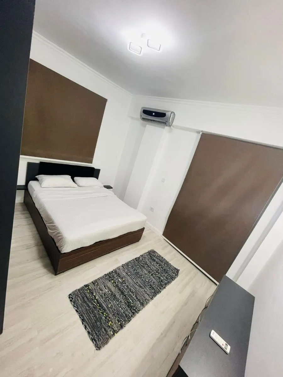 Image 3 of Luxurious One Bedroom Apartment