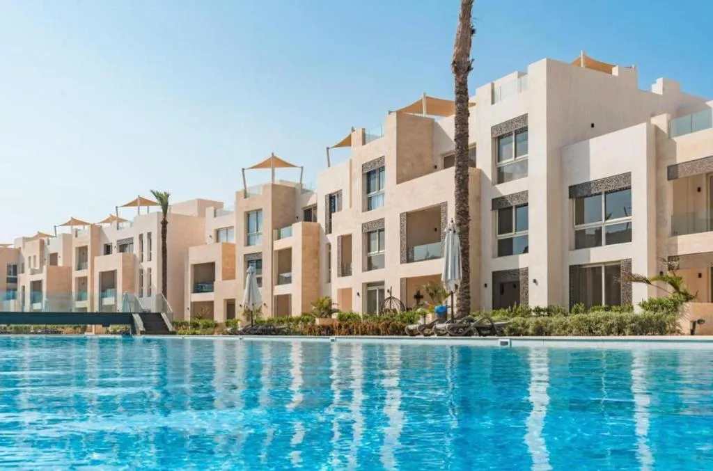 Image of Luxurious Sea view 2 BR & private Garden to the pool at Mangroovy