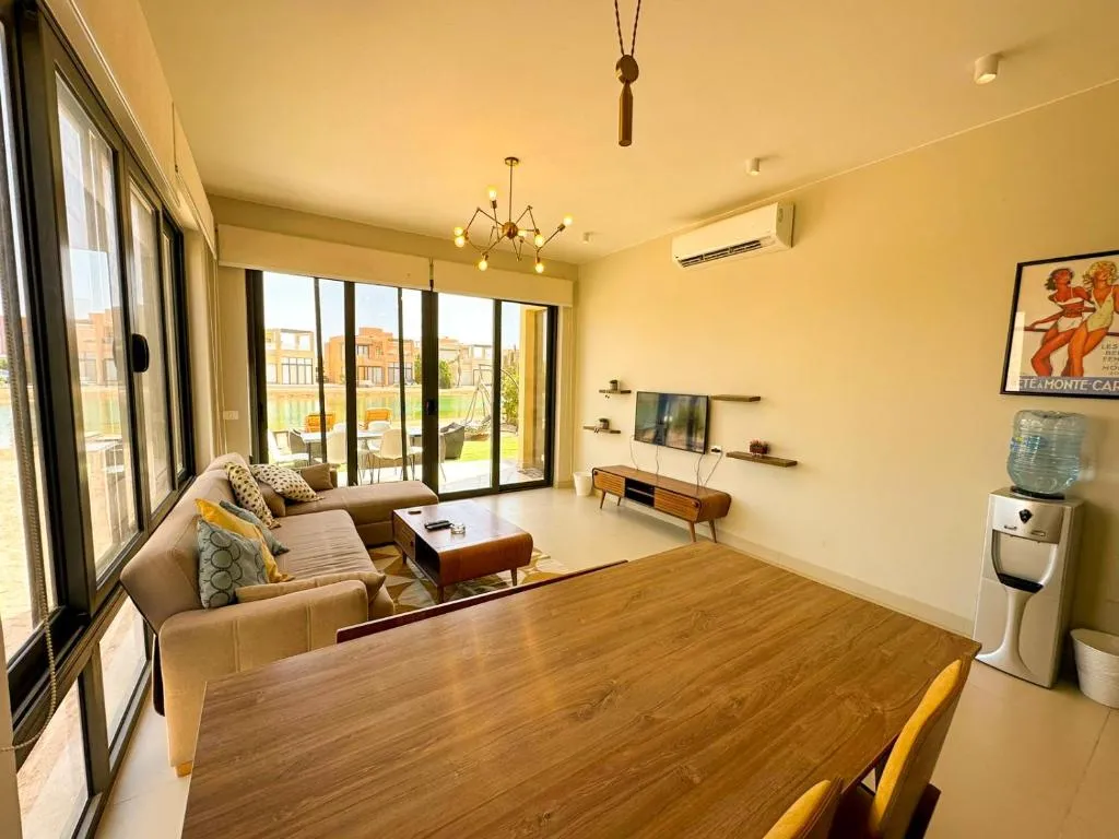 Image of Luxury 3 bedrooms town house