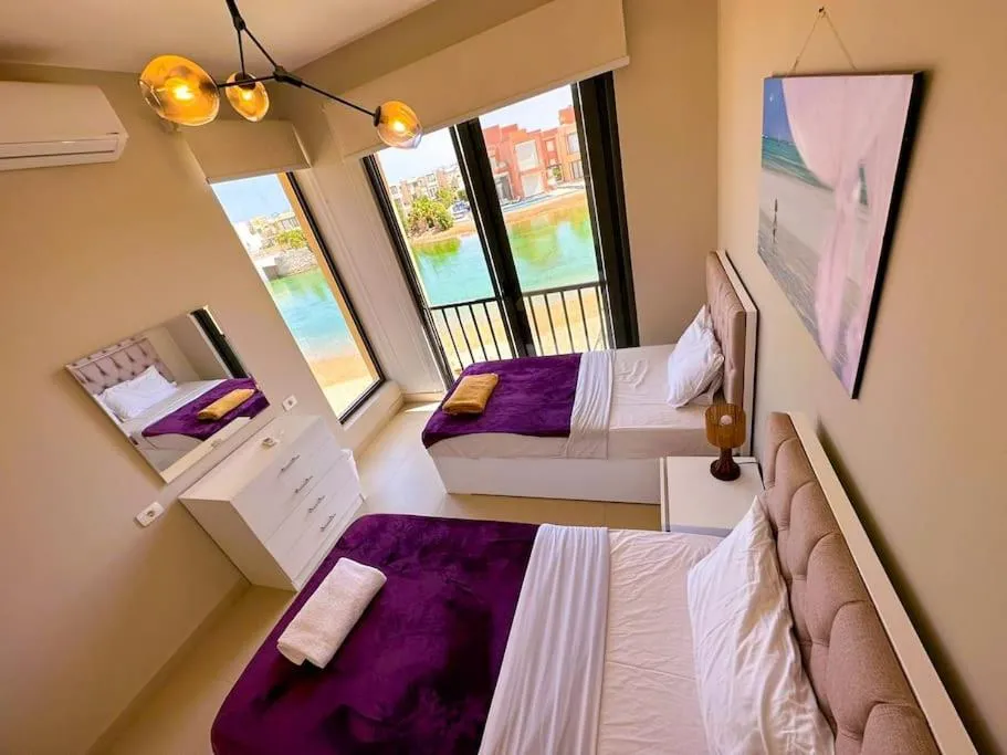 Image 6 of Luxury 3 bedrooms town house