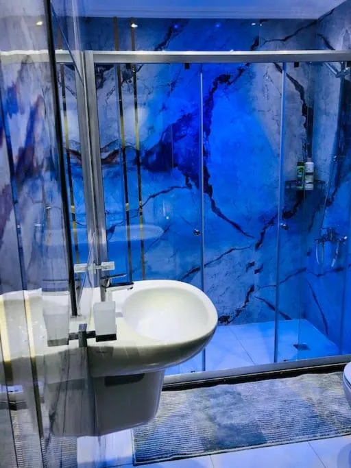 Image 5 of Luxury Hotel Apartment -Sunside apartments