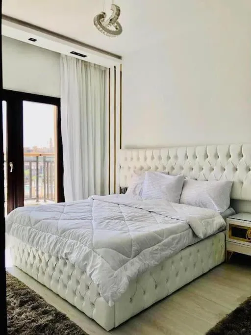 Image 4 of Luxury Hotel Apartment -Sunside apartments