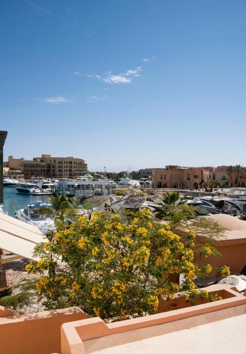 Image 4 of MB1-1-104