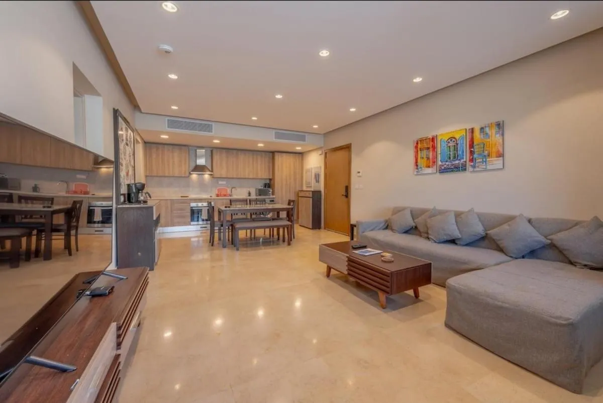 Image 4 of Mangroovy- 1br GF Waterfront Glitzy direct pool