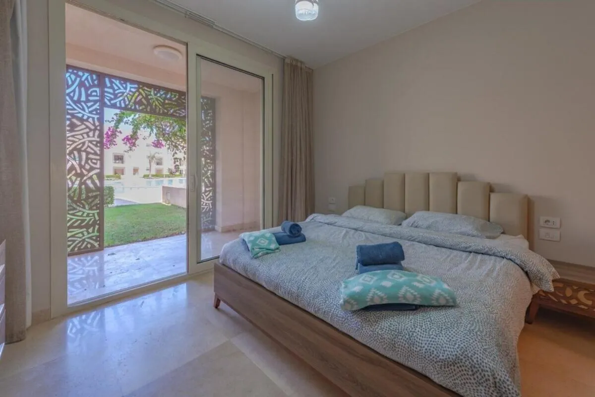 Image 1 of Mangroovy- 1br GF Waterfront Glitzy direct pool