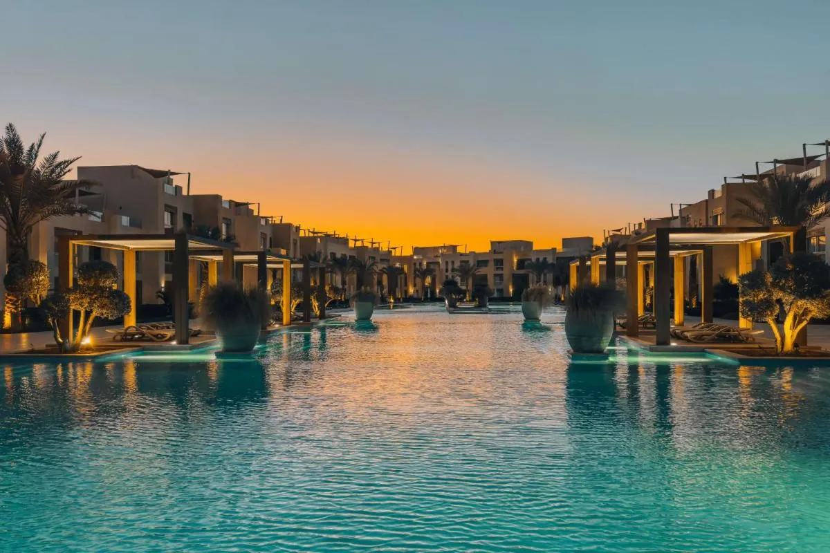 Image 4 of Modish & Modern 1BDR Poolfront Mangroovy Free Pool & Beach