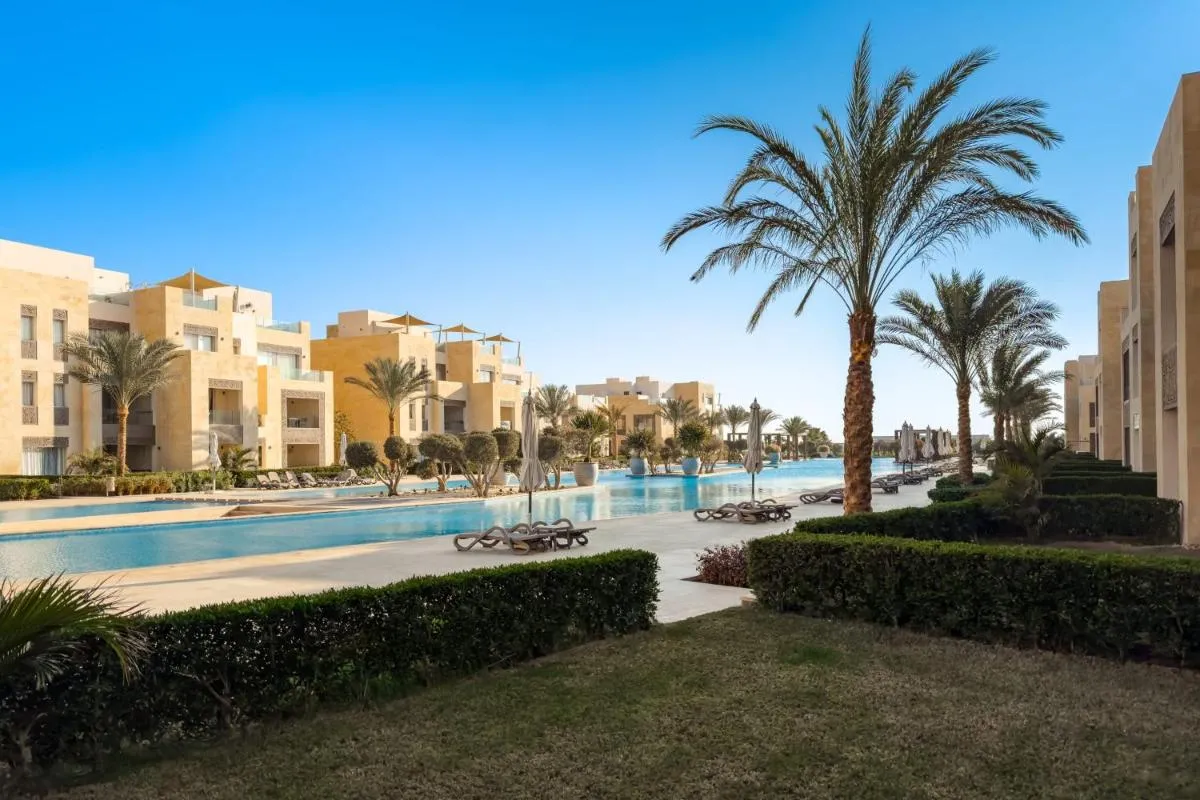 Image 5 of Modish & Modern 1BDR Poolfront Mangroovy Free Pool & Beach