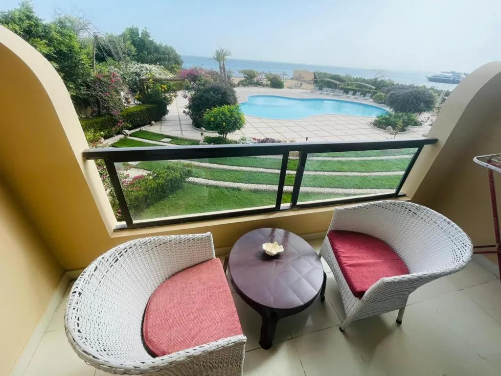 Image 6 of Navy Chalets 107