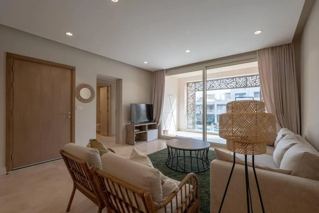 Image of Newly Furnished Apt: Mangroovy