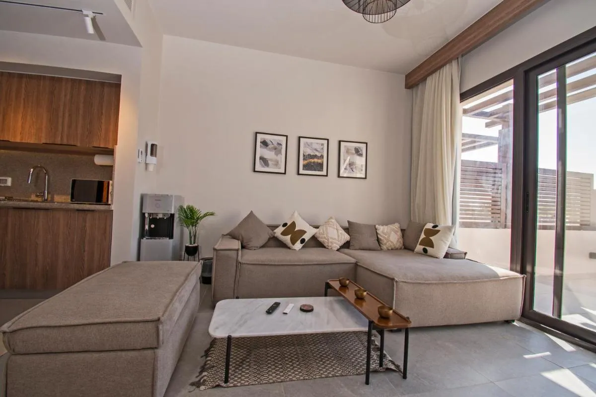 Image 6 of Ollystays Fanadir Marina 1BR Heated Jacuzzi