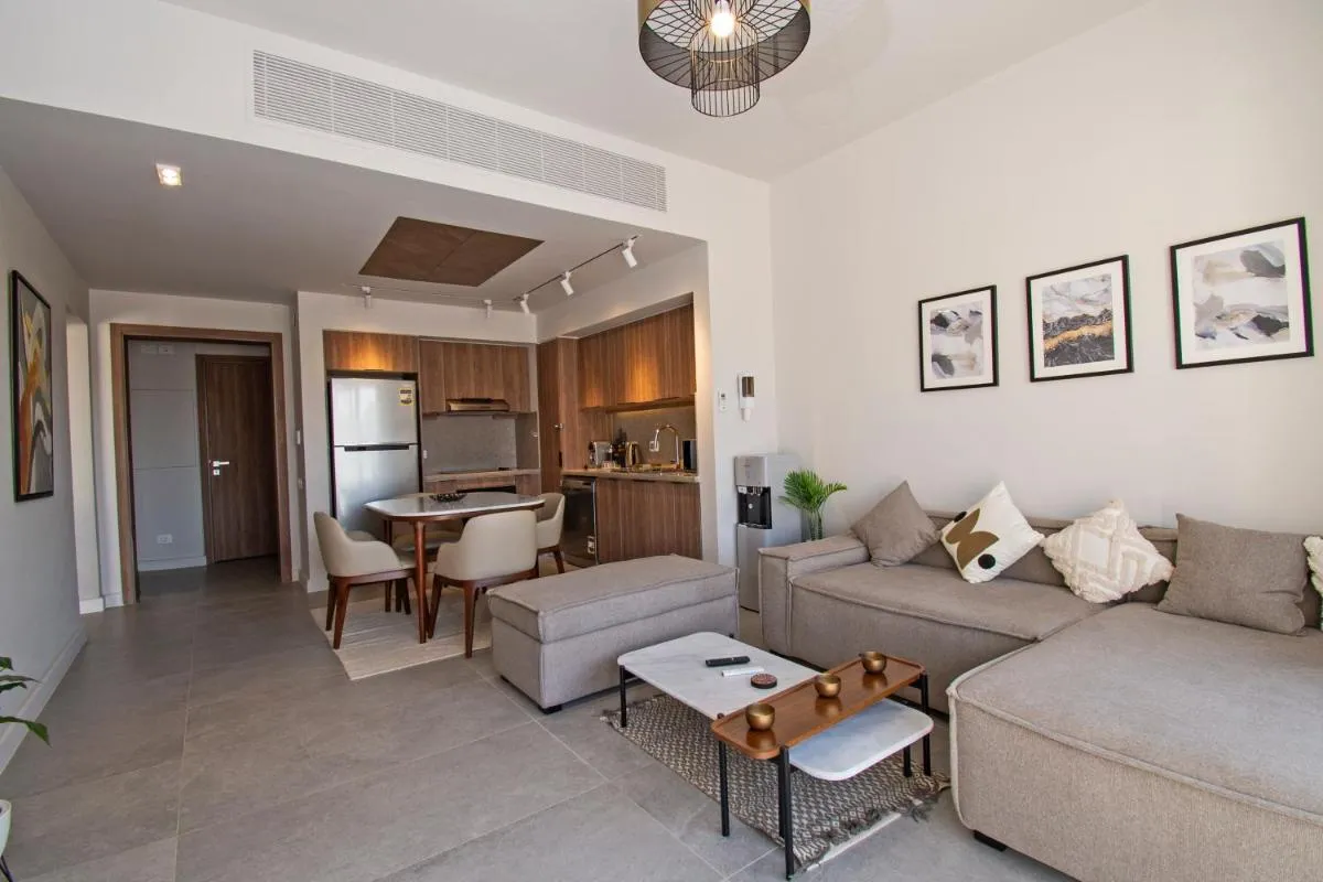 Image 5 of Ollystays Fanadir Marina 1BR Heated Jacuzzi