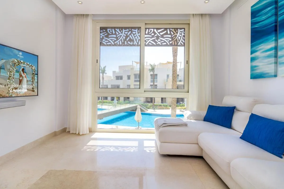 Image 3 of Ollystays Mangroovy Seaview 1BR Beach and Pool Free access