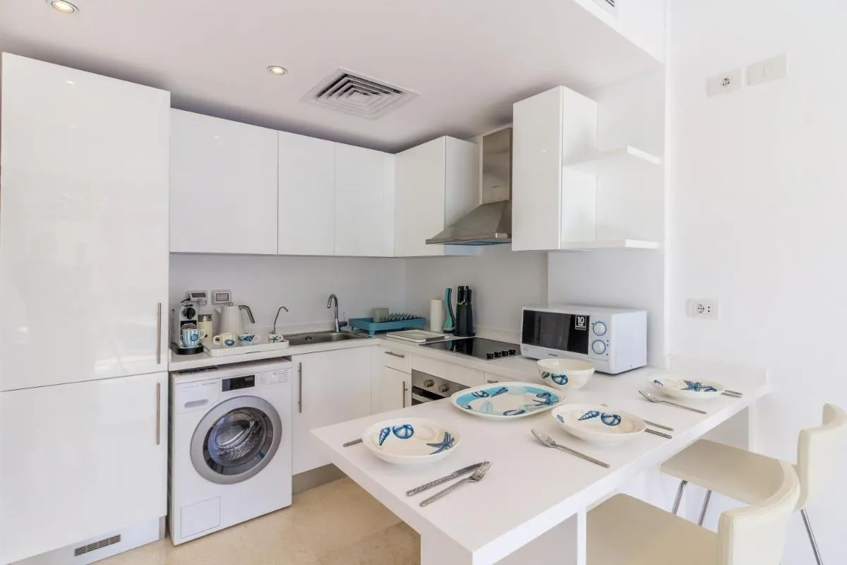 Image 5 of Ollystays Mangroovy Seaview 1BR Beach and Pool Free access