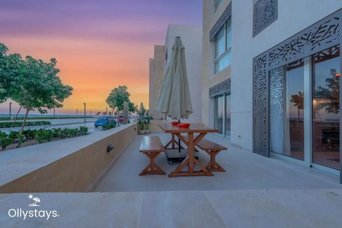 Image 4 of Ollystays Mangroovy Seaview 2BR Beach and Pool Free access