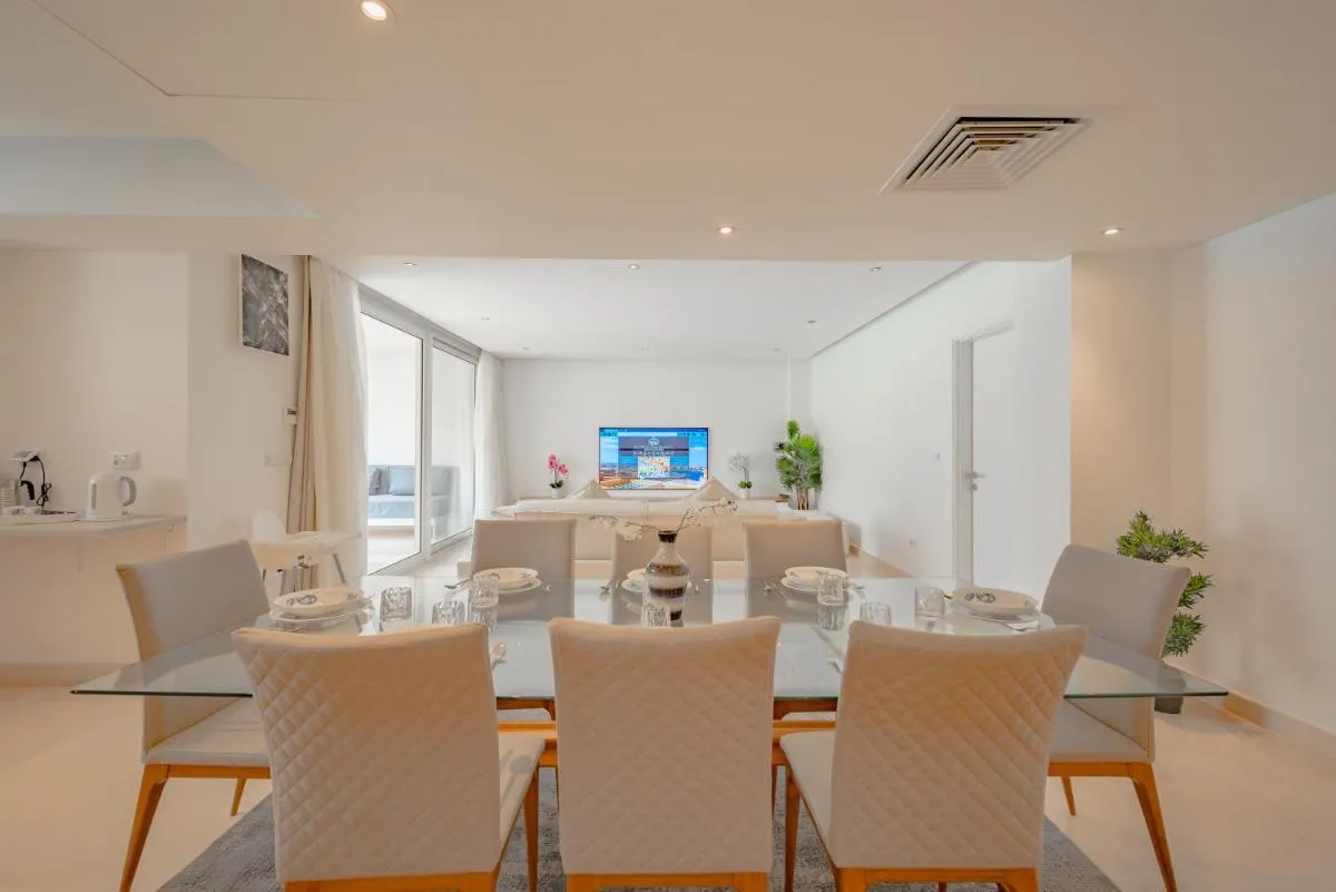 Image 5 of Ollystays Mangroovy Seaview 3BR Beach and Pool Free access