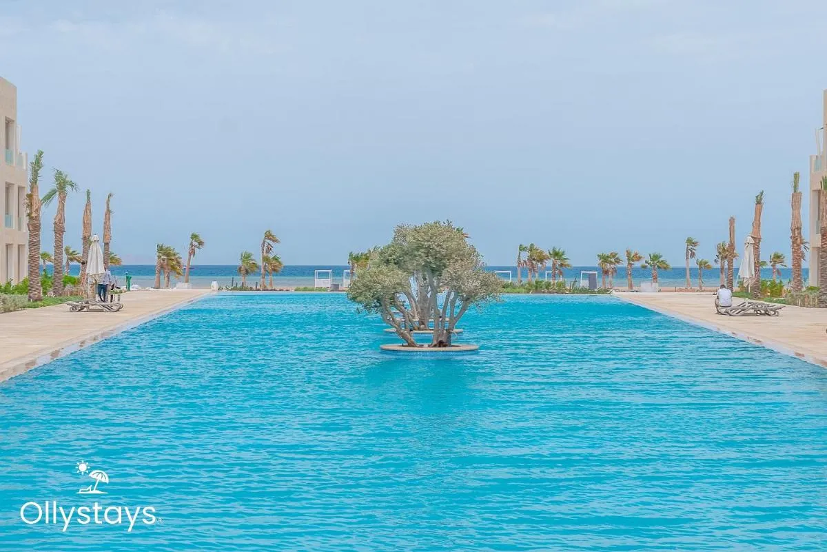 Image 2 of Ollystays Mangroovy Seaview 3BR Beach and Pool Free access