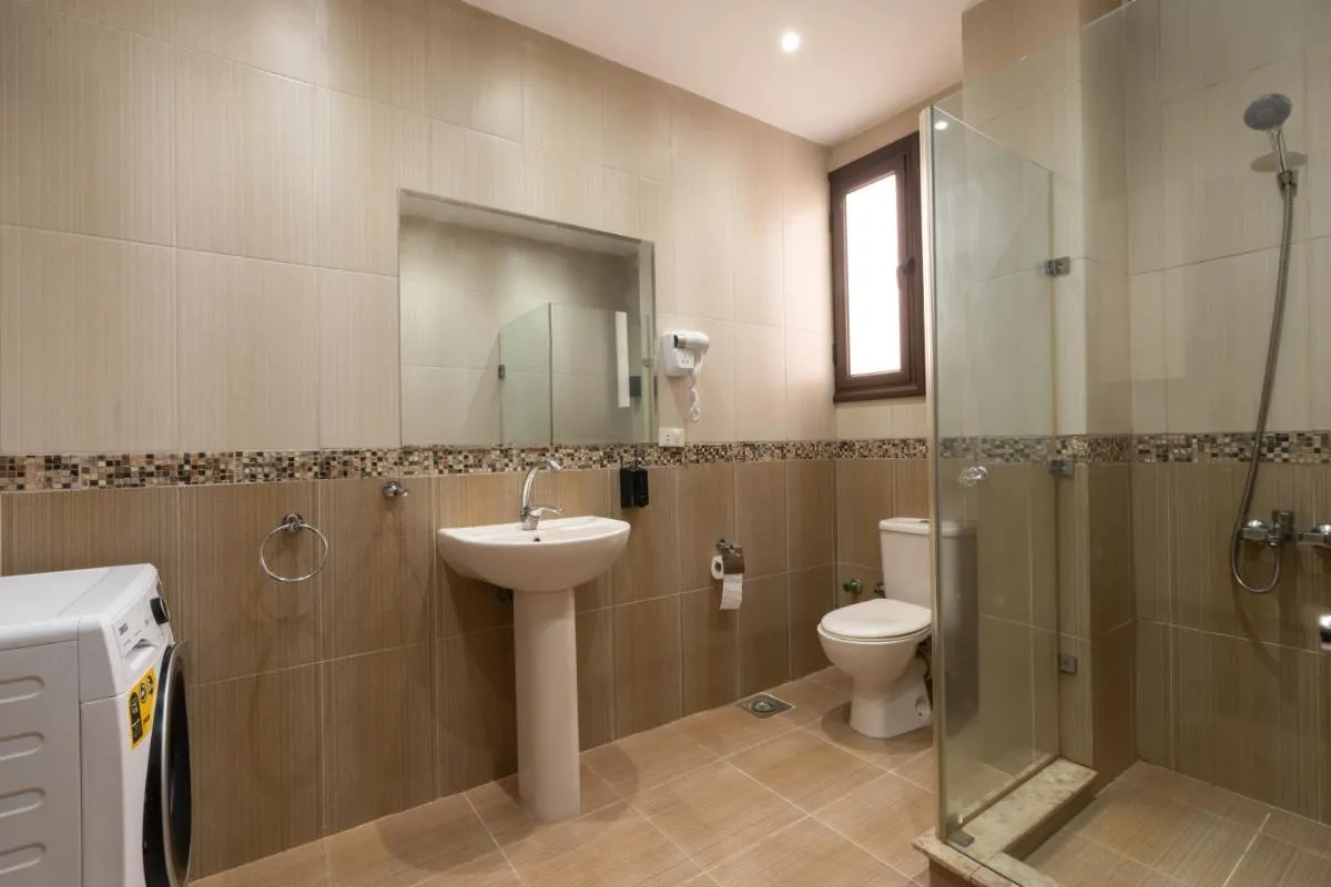 Image 1 of One bedroom with sea view in the centre