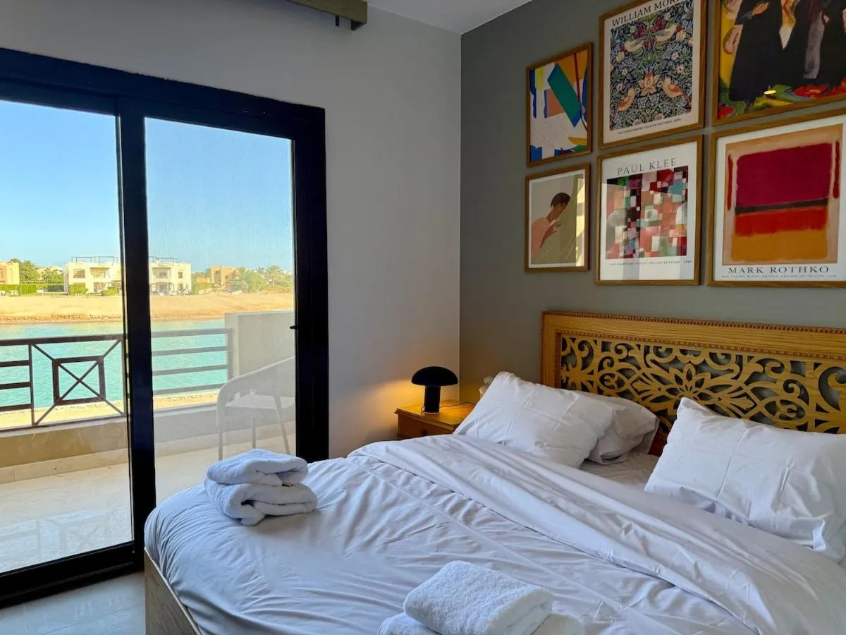 Image 6 of Picturesque 3BR Villa- Free Lagoon Access ElGouna