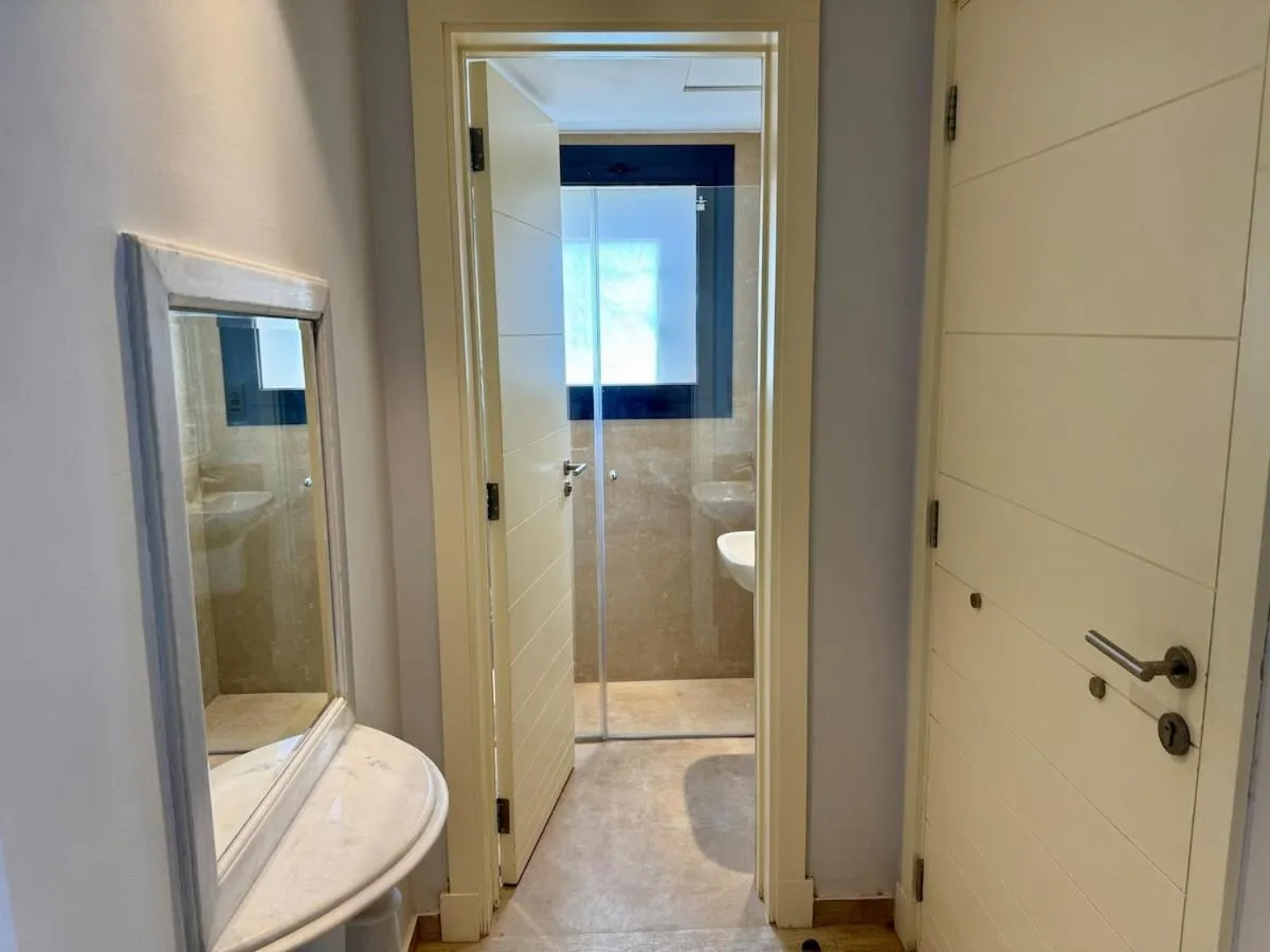 Image 2 of Picturesque 3BR Villa- Free Lagoon Access ElGouna