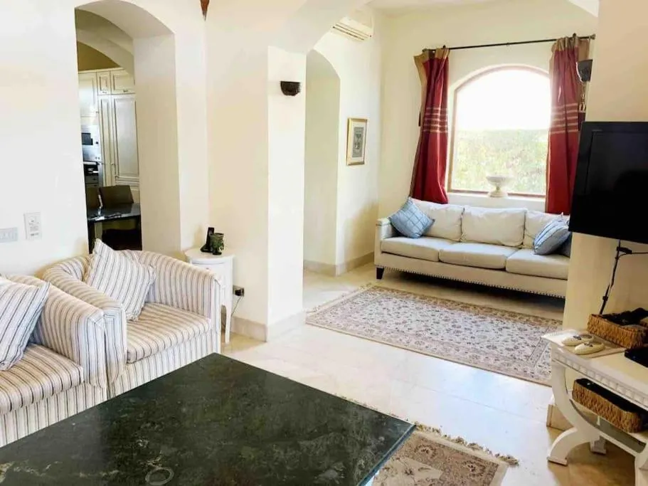 Image 5 of Private Villa with heated pool and lagoon