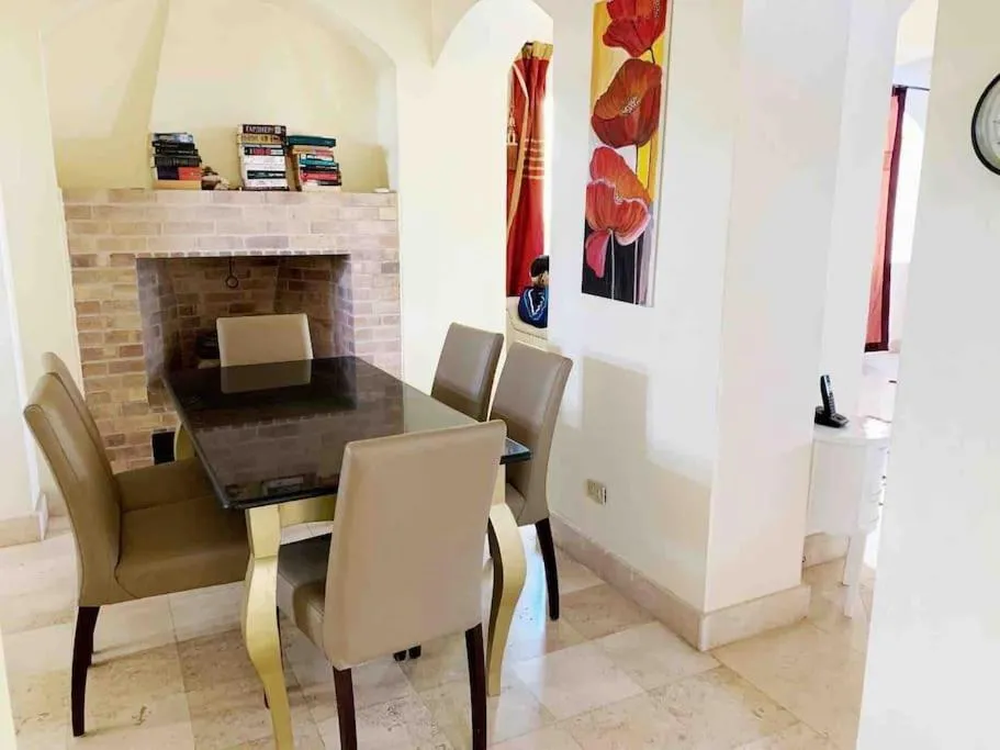 Image 4 of Private Villa with heated pool and lagoon