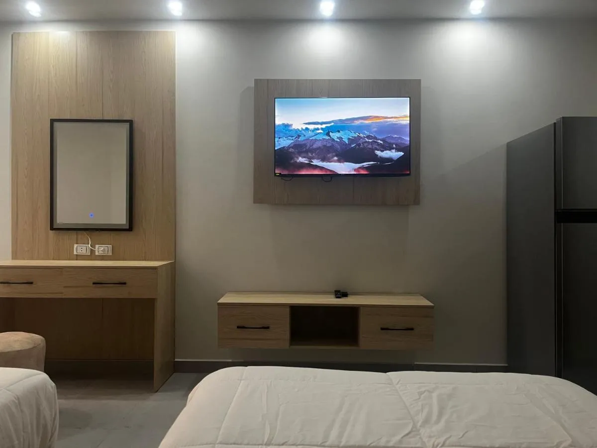 Image 1 of Sea view studio