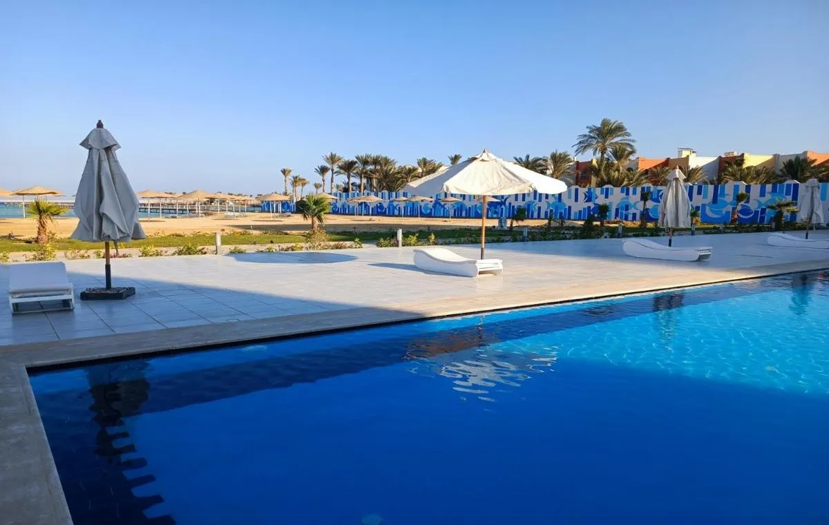 Image 1 of Seaview Hotel Apartment steps from downtown, Free WIFI